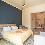 Land 3*