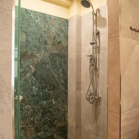 公寓式酒店 Land