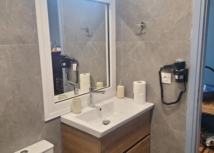 Aparthotel Land Kalamata